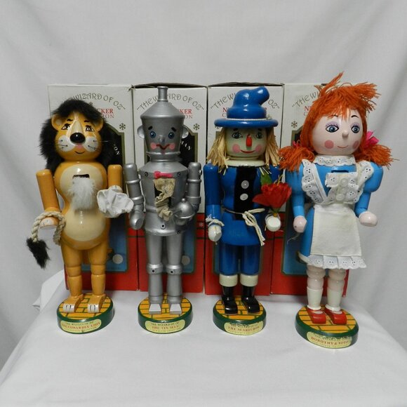 Kurt Adler WIZARD OF OZ Lion Scarecrow Tin Man Dorothy 14" Nutcrackers Set 4 Vtg - Picture 2 of 16